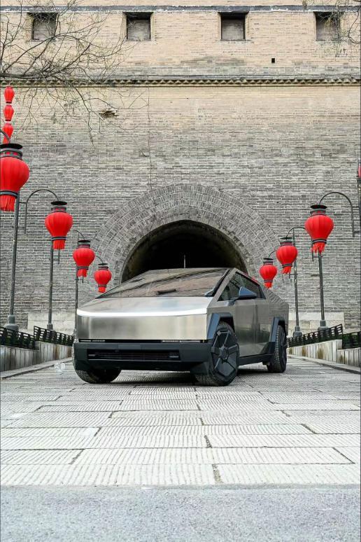 特斯拉赛博越野旅行车Cybertruck中国巡展今日开启