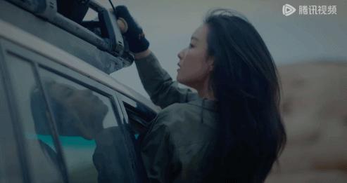 票房扑是周冬雨演技差？多数人没看懂表演细节，给女明星空间太少