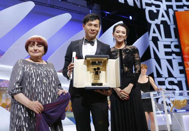 票房扑是周冬雨演技差？多数人没看懂表演细节，给女明星空间太少