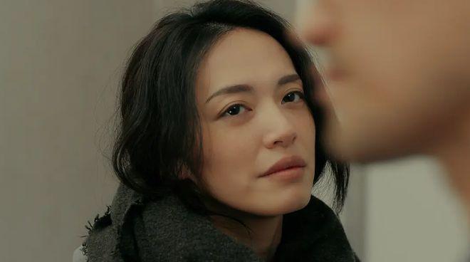 票房扑是周冬雨演技差？多数人没看懂表演细节，给女明星空间太少