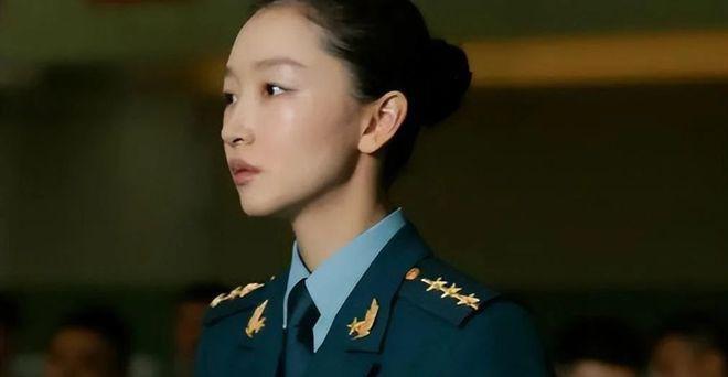 票房扑是周冬雨演技差？多数人没看懂表演细节，给女明星空间太少