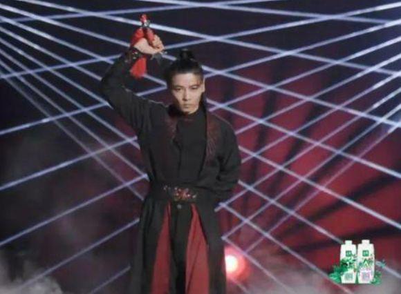 爆吴京将退圈当老师，战狼3要没戏了！