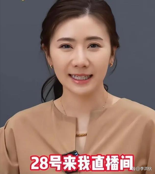 瞄准中国网友的钱袋子，福原爱宣布直播带货，评论区吐槽不断