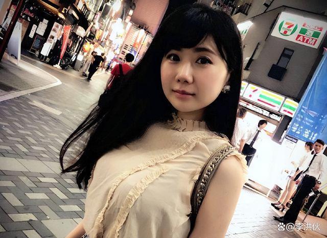 瞄准中国网友的钱袋子，福原爱宣布直播带货，评论区吐槽不断