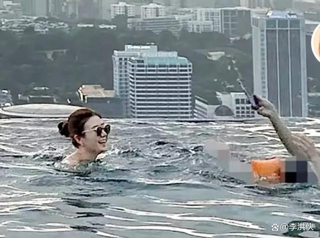 瞄准中国网友的钱袋子，福原爱宣布直播带货，评论区吐槽不断