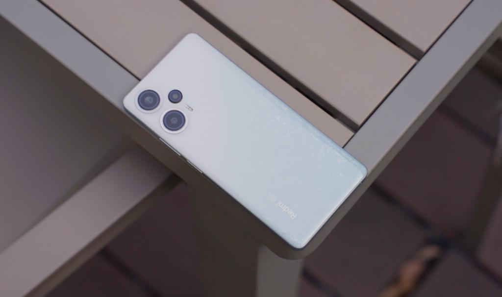 2000 不到就能买到 16 1TB 的手机？我先冲为敬！