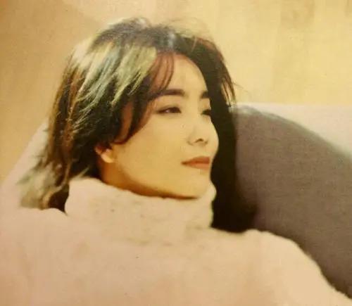 18岁被马景涛提亲，32岁一炮而红，昔日天后现状如何？