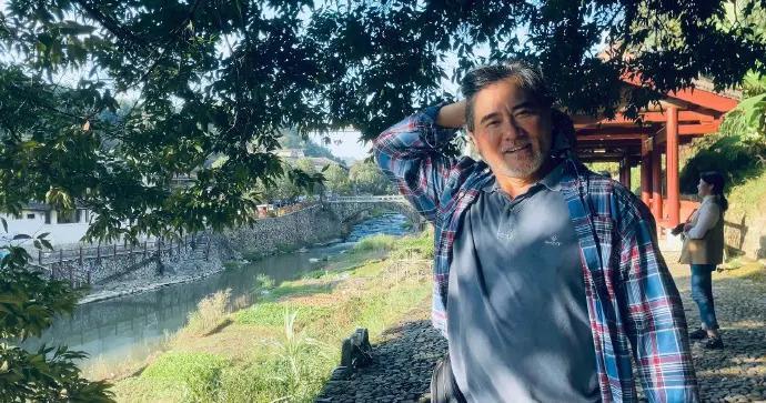 因长太帅被女乘客偷亲，这个“孙中山专业户”又帅又有实力