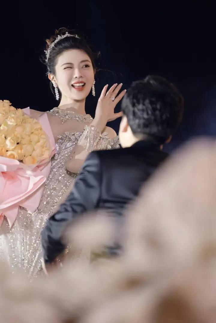 还记得网红玲子reiko吗？和高州首富之子闪婚？