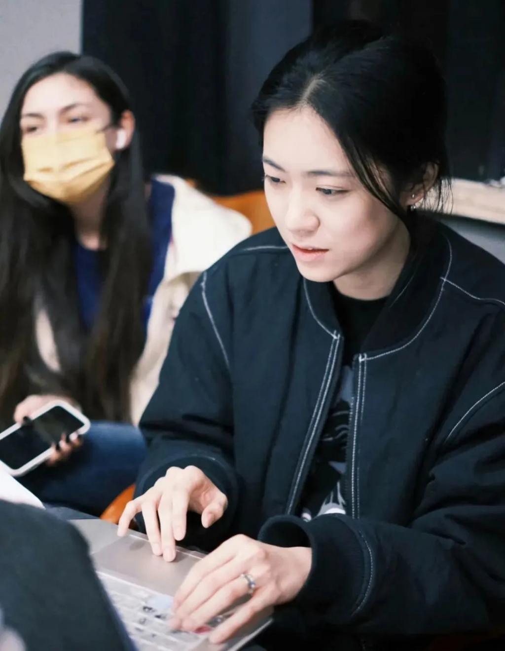 还记得《快乐星球4》的男主角吗？原来是女生演的？