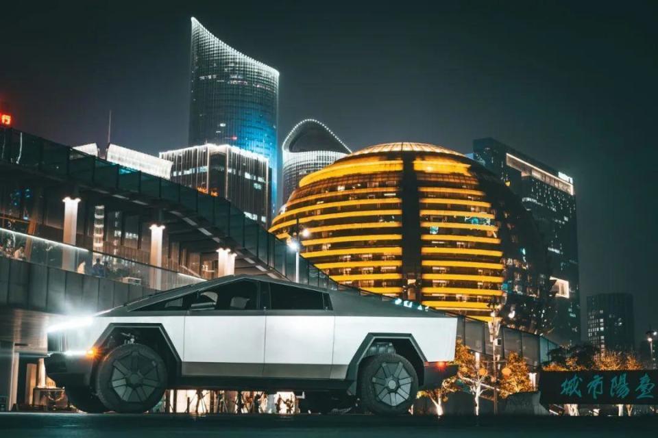 特斯拉皮卡国内火爆：一张订单转卖能溢价10倍 未来有可能涨到20万