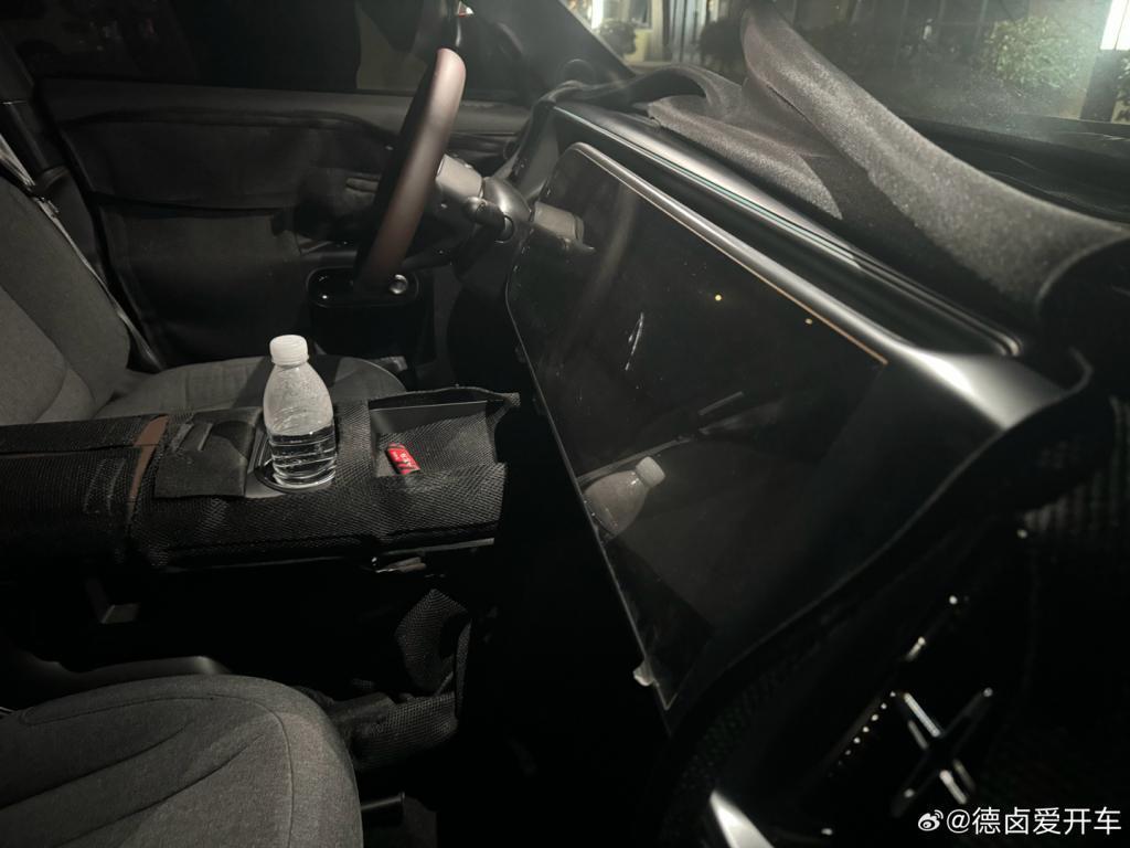 smart全新纯电SUV谍照曝光：外观硬朗，内饰采用一体式大联屏设计