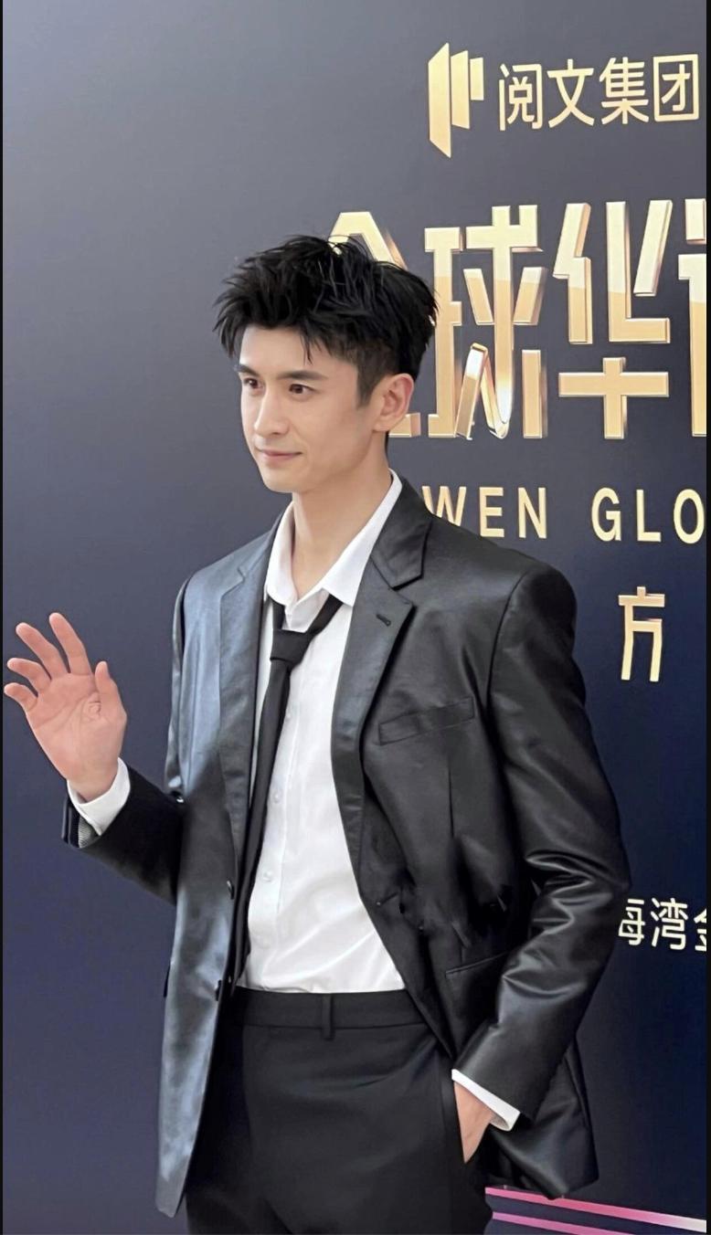 晚会座位透露内娱地位：张雨绮美翻了，王鹤棣排面很大