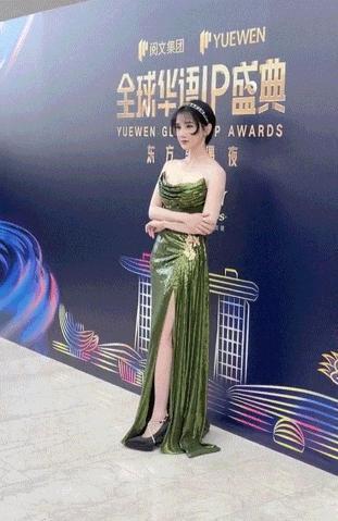 晚会座位透露内娱地位：张雨绮美翻了，王鹤棣排面很大