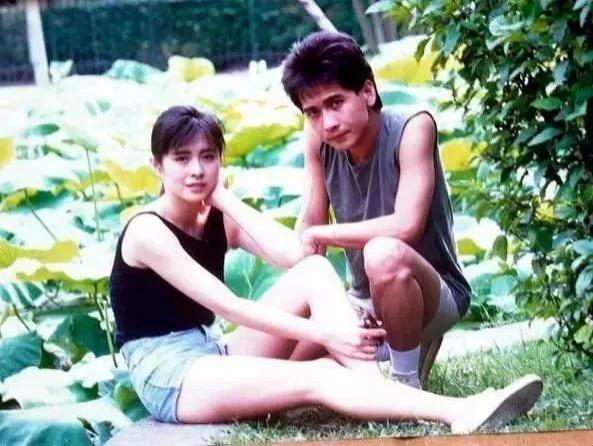 恋爱四年见光死？！结婚前夕前女友带子上门要名分？