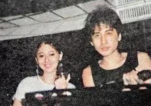 恋爱四年见光死？！结婚前夕前女友带子上门要名分？