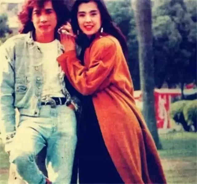 恋爱四年见光死？！结婚前夕前女友带子上门要名分？