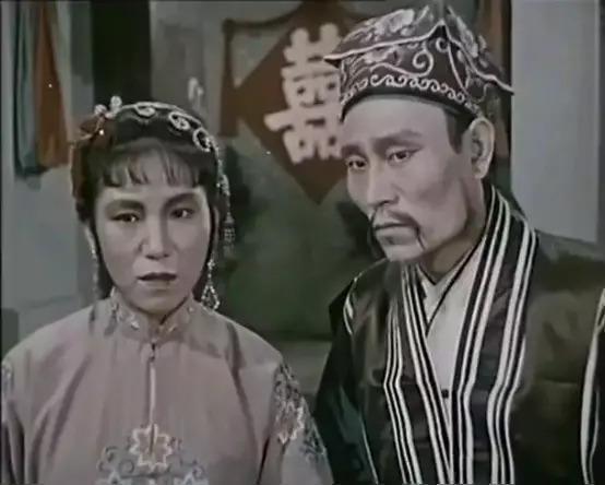 还记得“麻辣鸡丝”吗？回顾“小品女王”娱圈奋斗史