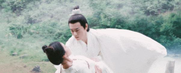 央视下场，这瓜越闹越大了