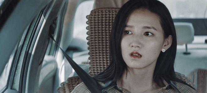 成本仅500万，一上映就拿下榜单第一，这部片子王炸了？