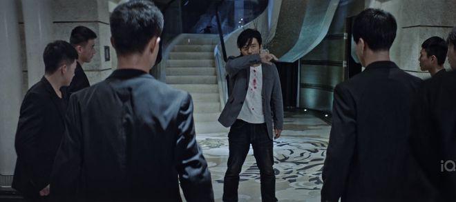 成本仅500万，一上映就拿下榜单第一，这部片子王炸了？