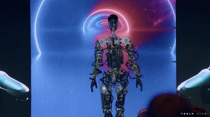 蔚来今天的史诗级更新，不过是李斌 3 年前挖的「坑」