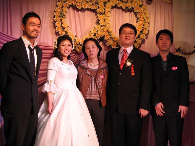 噩耗！李英镐心梗去世，年仅49岁，积劳成疾有腰伤