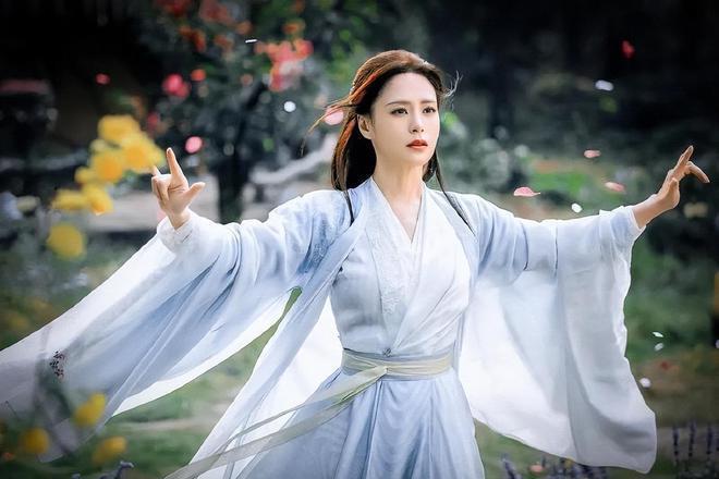 《永夜星河》：虞书欣不普了，陈都灵有演技了