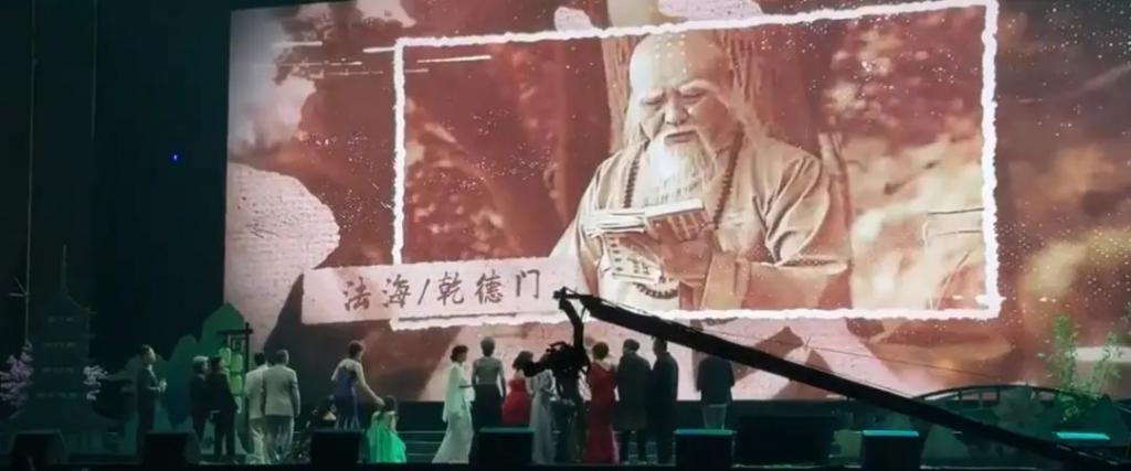 唏嘘！他们都去世了！晚年拖病体开出租车贴补家用？