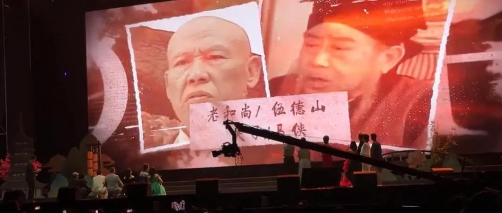 唏嘘！他们都去世了！晚年拖病体开出租车贴补家用？