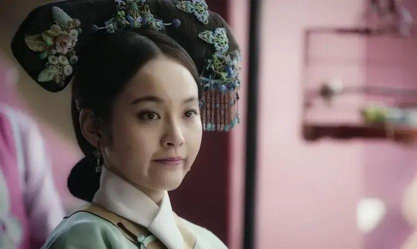 在微博忘切小号，自卖自夸后秒删？好尴尬呀！