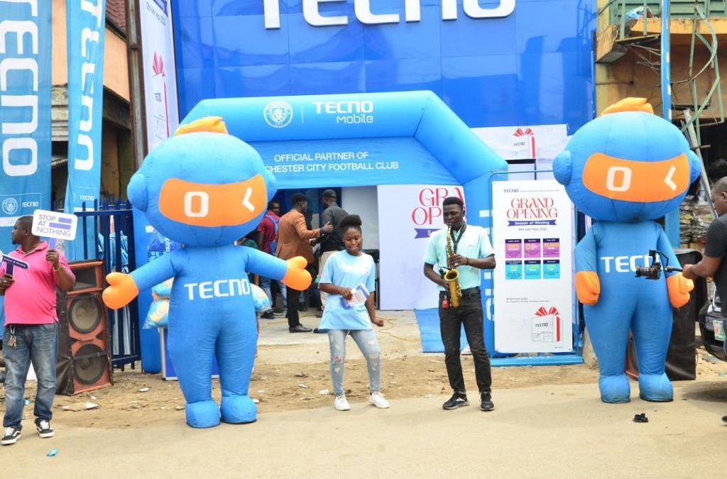 年入621亿，“土里刨食”的廉价手机，竟成了钻石王老五