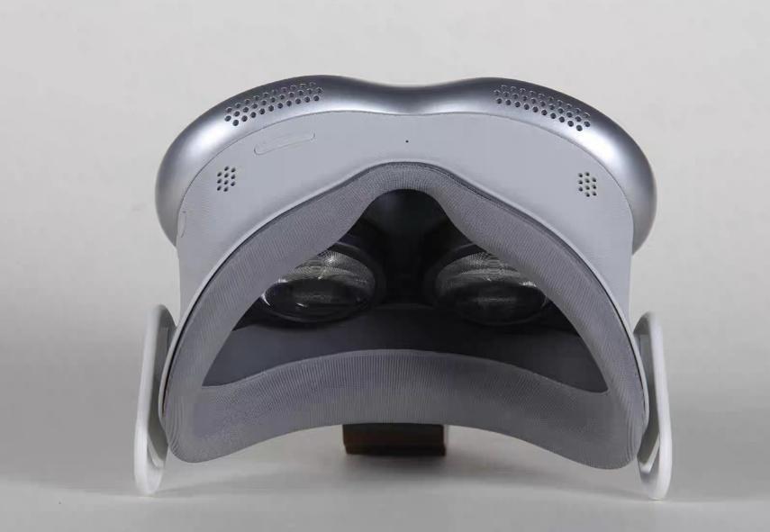 独家对话CEO，解密华强北Vision Pro，最难“山寨”的苹果产品