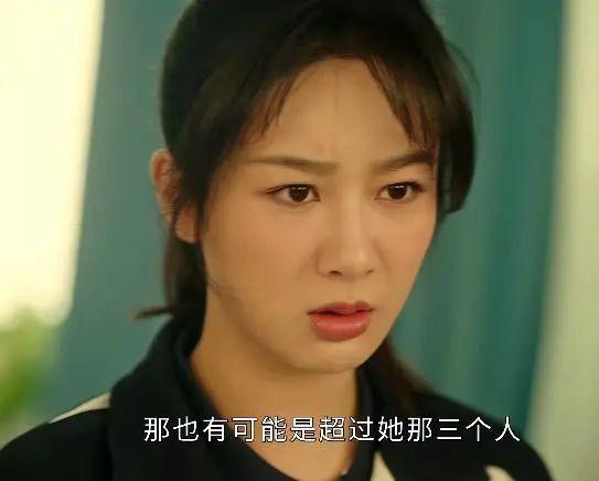 当肖战跟张婧仪站在一起，我才彻底明白，什么叫顶级骨相