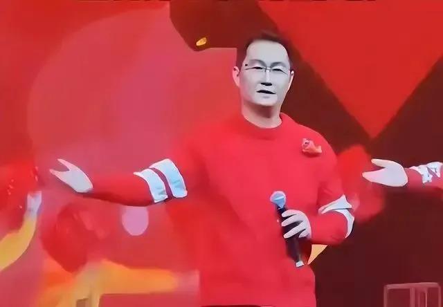 以前的年会，老板高调员工敢言，没人说“我妈是董明珠”