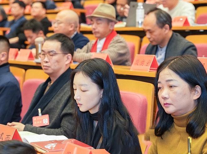 央视生图如照妖镜：易烊千玺皮肤差，刘德华老了，周迅胖了