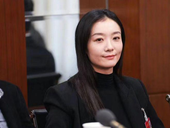 央视生图如照妖镜：易烊千玺皮肤差，刘德华老了，周迅胖了