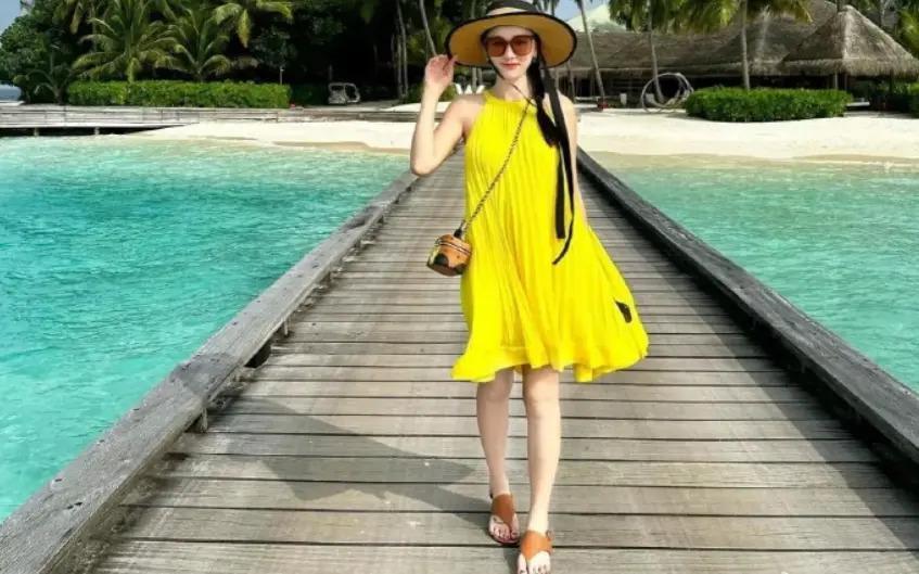 “丑小鸭”翻盘！她在成为“偶像剧女王”前，是什么样子？