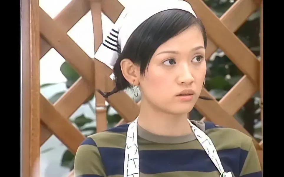 “丑小鸭”翻盘！她在成为“偶像剧女王”前，是什么样子？