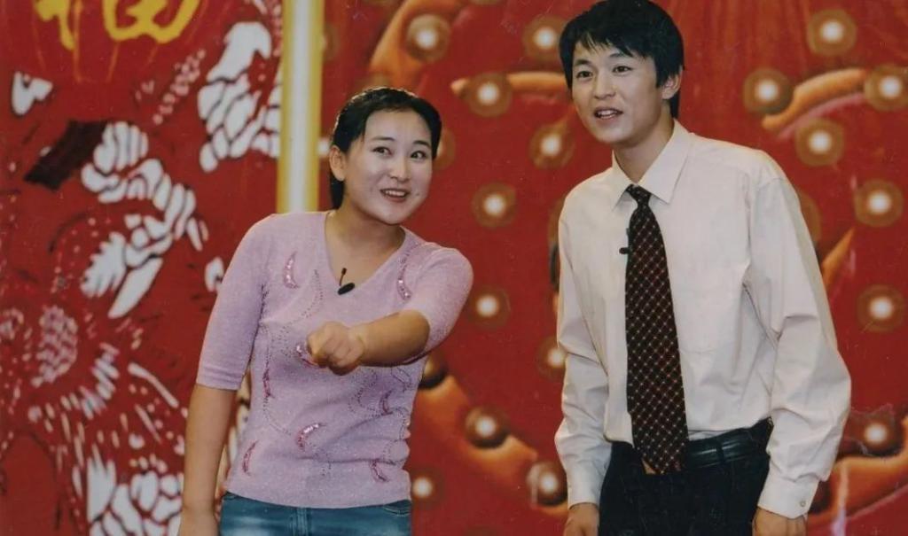 贾玲：暴瘦100斤，颜值如下