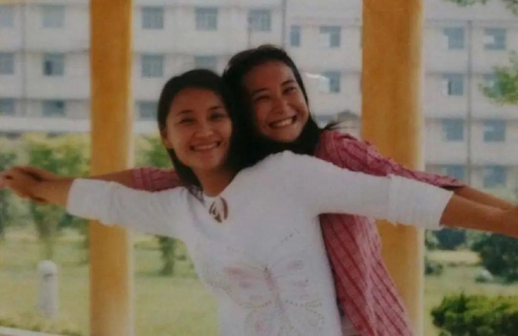 贾玲：暴瘦100斤，颜值如下