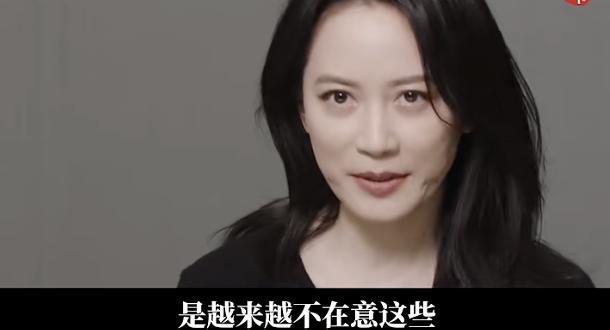 53岁俞飞鸿美出天际，近照惊为天人：她，无可复制