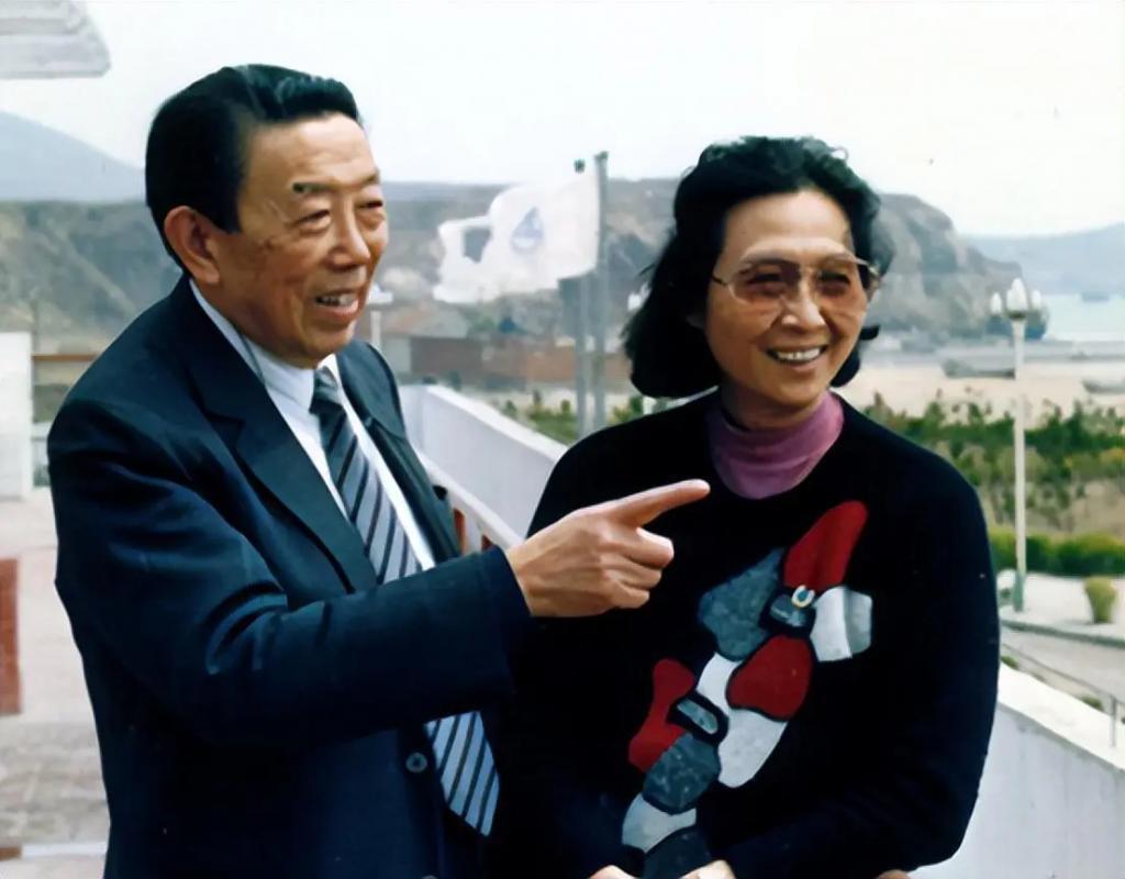 还记得《正大综艺》的程前吗?现在的他已经完全认不出