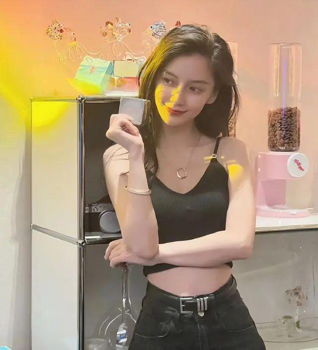 她突然死灰复燃，有人怕了……
