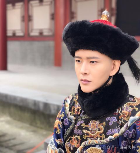 看明星一个比一个社死…