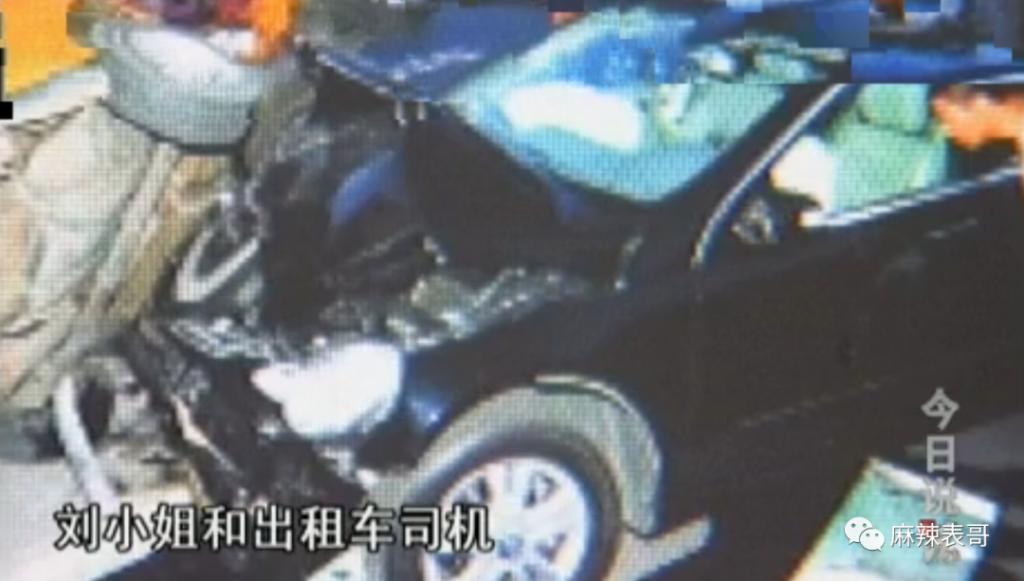 看明星一个比一个社死…