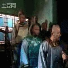 看明星一个比一个社死…