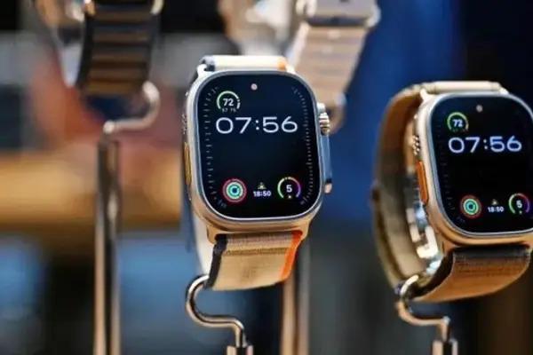 他是拜登好友，花了1亿美元和苹果死磕