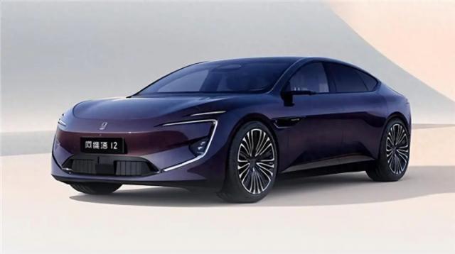 阿维塔换帅背后的抉择，长安“冲高”背水一战