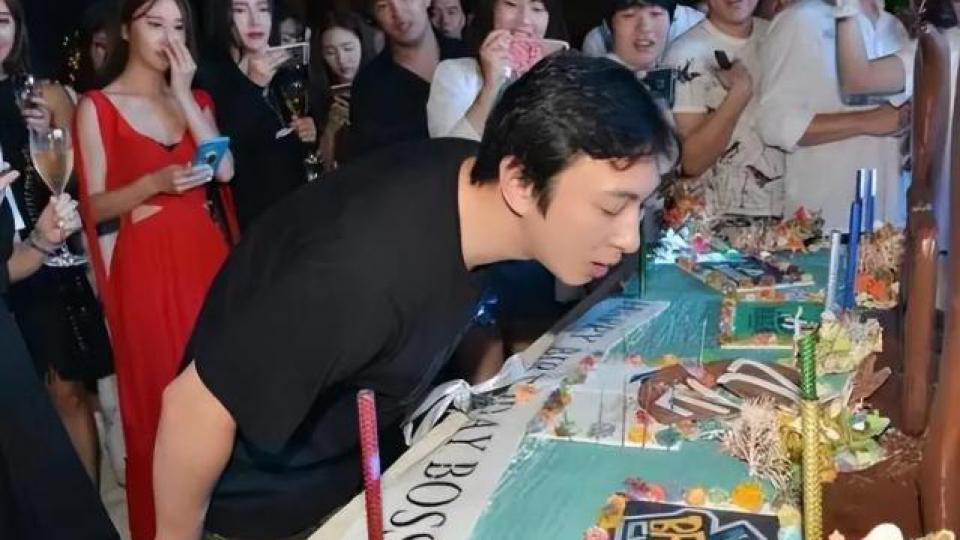 王思聪36岁庆生，超30位网红辣妹齐聚三亚助阵！